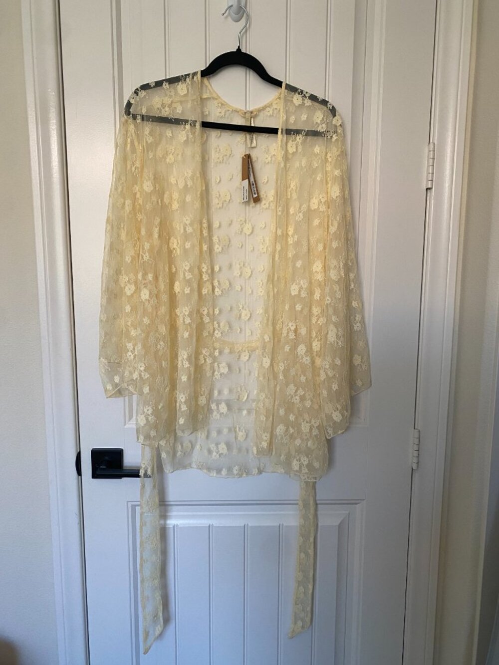 SKIMS NWT | Spring Intimates Robe in Butter Two Tone - Picture 3 of 12